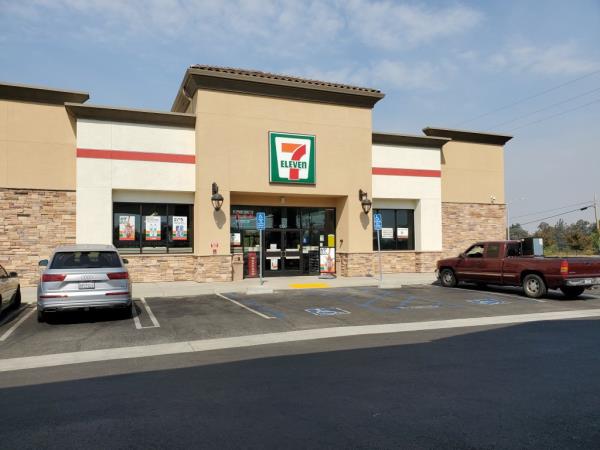 Rival chains Starbucks and Dunkin' are following in 7-Eleven's footsteps, with all three coffeehouses launching their respective fall menus by the end of August.