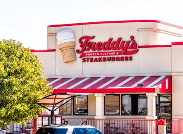 freddy's frozen custard & steakburgers