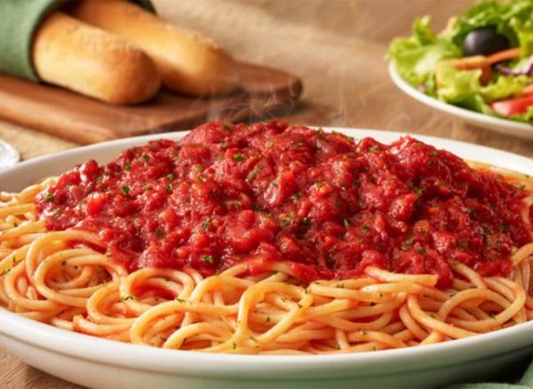 Olive Garden Spaghetti and Marinara