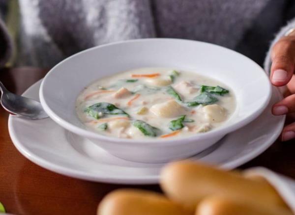 olive garden chicken gnocchi soup