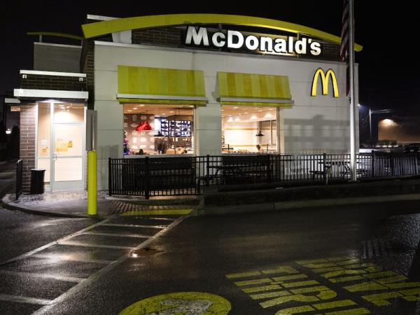 The McDonald's restaurant in Altoona, Pennsylvania, wher<em></em>e police officers arrested Luigi Mangione, who is suspected of being co<em></em>nnected to the  December 4th New York City murder of UnitedHealthcare chief executive Brian Thompson. Photograph: Cameron Croston/EPA