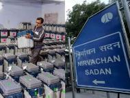 The counting of VVPAT slips aims to verify the tally of votes recorded EVMs against the correspo<em></em>nding VVPAT slips | Image/File